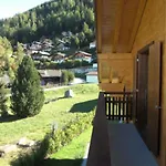 Griffon Alpesi faház *